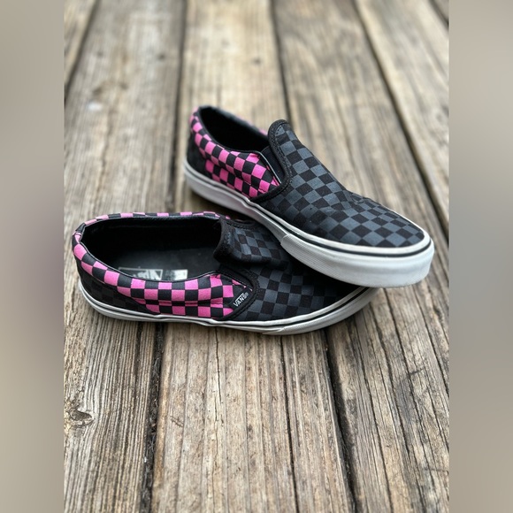Vans Kids Size 7 checkerboard slip on sneakers 25 inches in black and pink - Picture 7 of 10